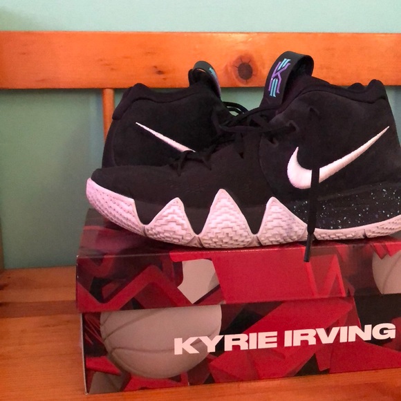 kyrie 4 original